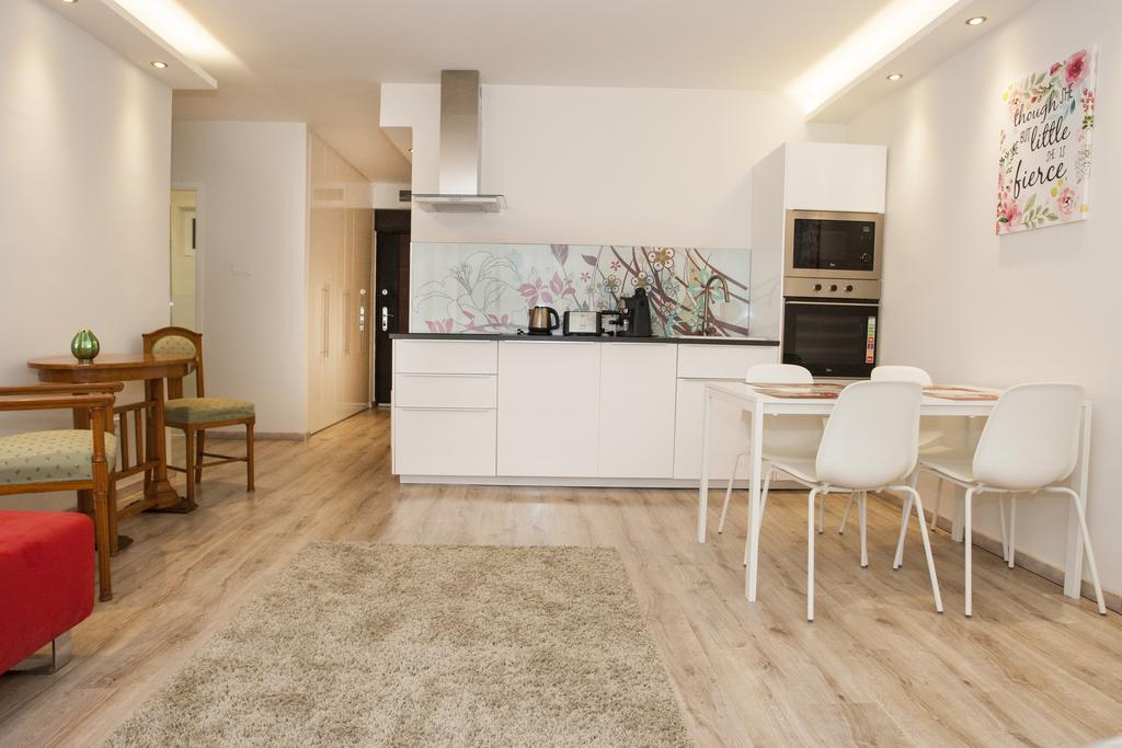 Ilona 2 Bedrooms Apartment In The Center 부다페스트 외부 사진
