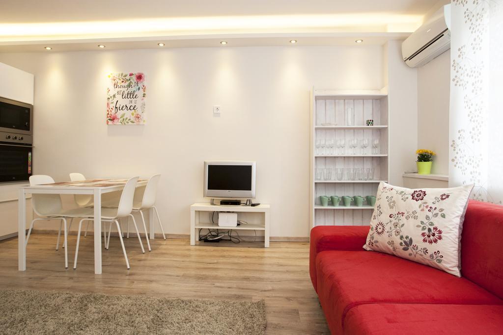 Ilona 2 Bedrooms Apartment In The Center 부다페스트 외부 사진