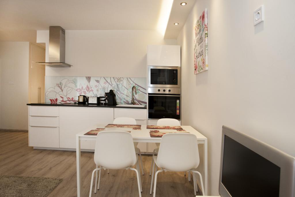 Ilona 2 Bedrooms Apartment In The Center 부다페스트 외부 사진
