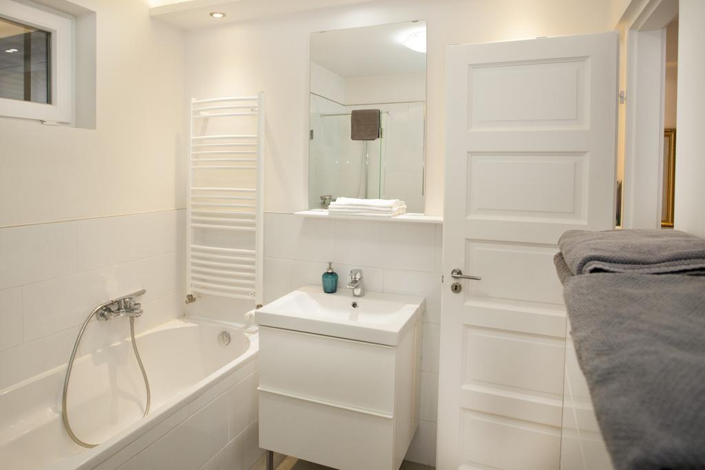Ilona 2 Bedrooms Apartment In The Center 부다페스트 외부 사진